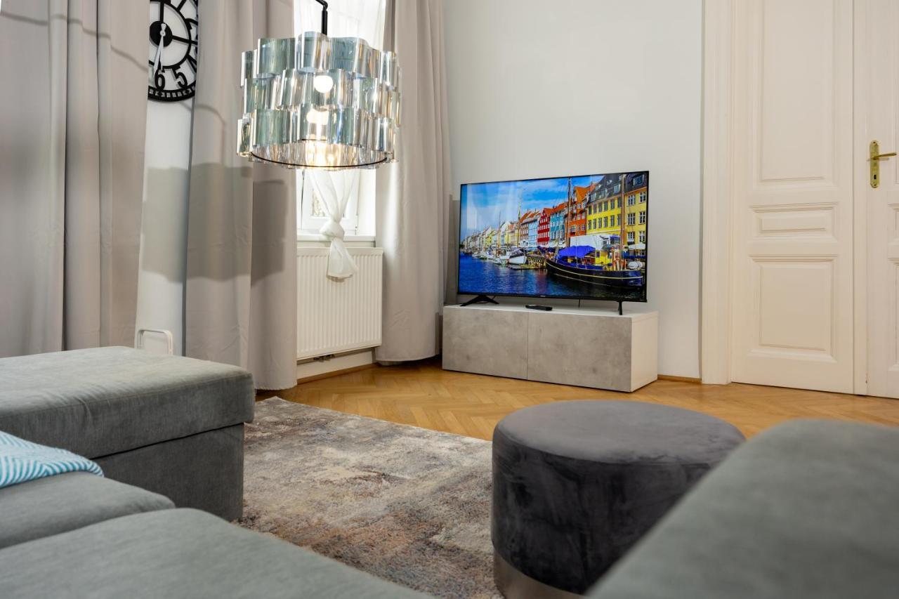 Turquoise Inspired Deluxe Centrally Located Vienne Extérieur photo
