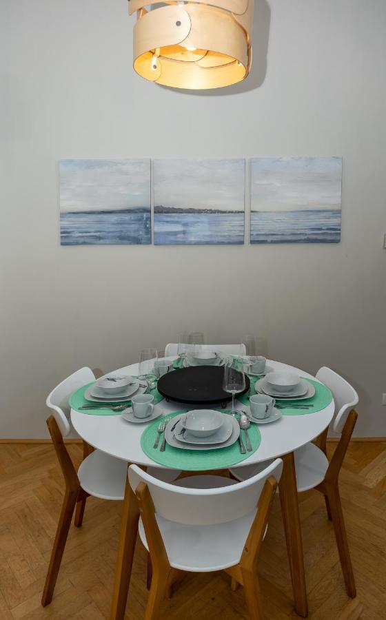 Turquoise Inspired Deluxe Centrally Located Vienne Extérieur photo