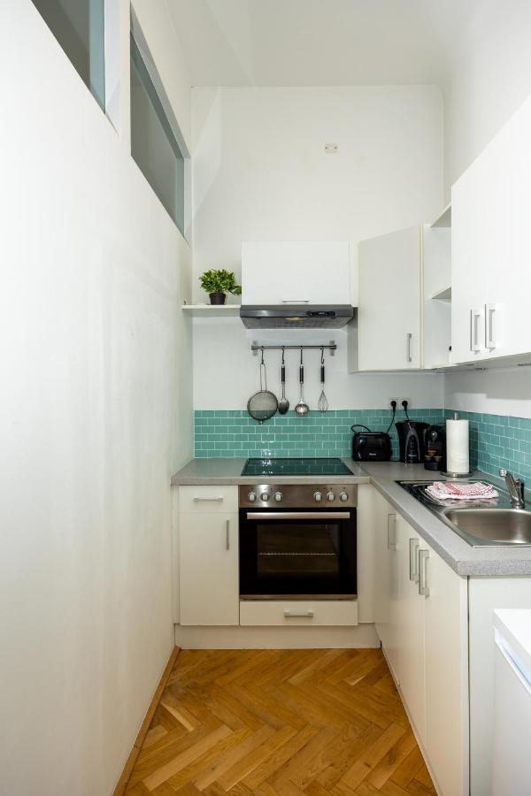Turquoise Inspired Deluxe Centrally Located Vienne Extérieur photo